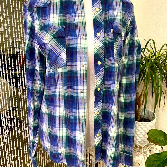 LEVI PLAID SHIRT - Picture 2 of 6